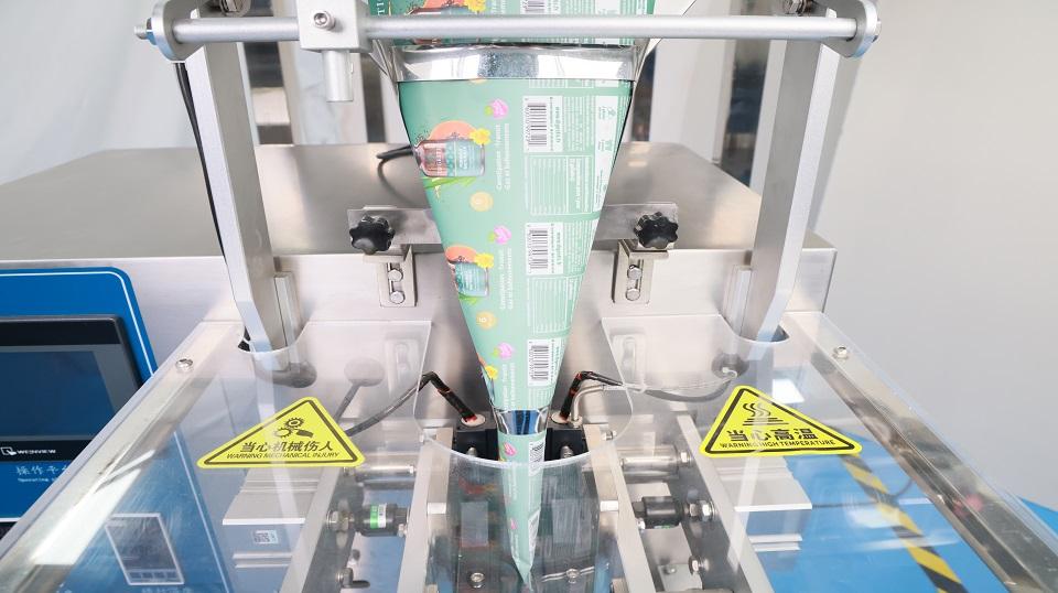 Sachet Forming
