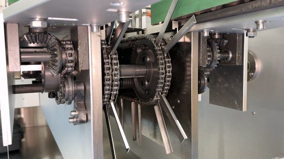 Cartoning machine daily maintenance and inspection