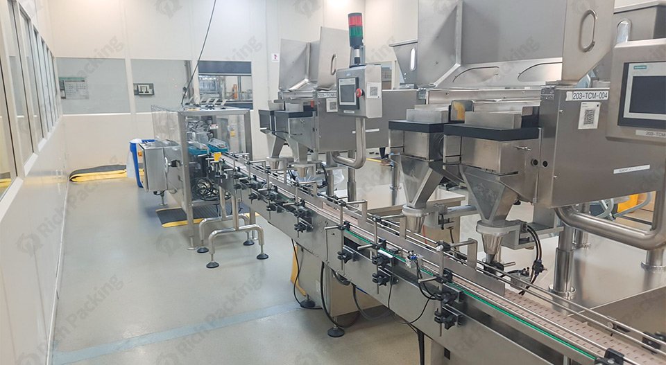 Comment intégrer des compteurs automatiques de pilules dans les lignes de production existantes